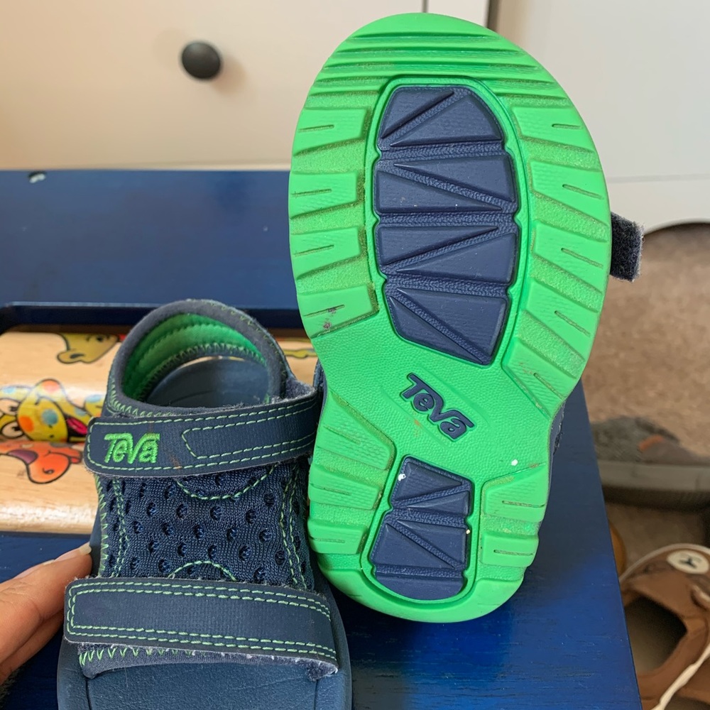 Toddler boy sandals